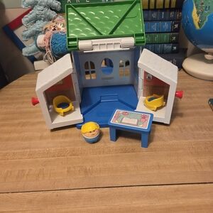 Vintage Little Tikes Toddle Tots Chunky People Home House folds Person & Table